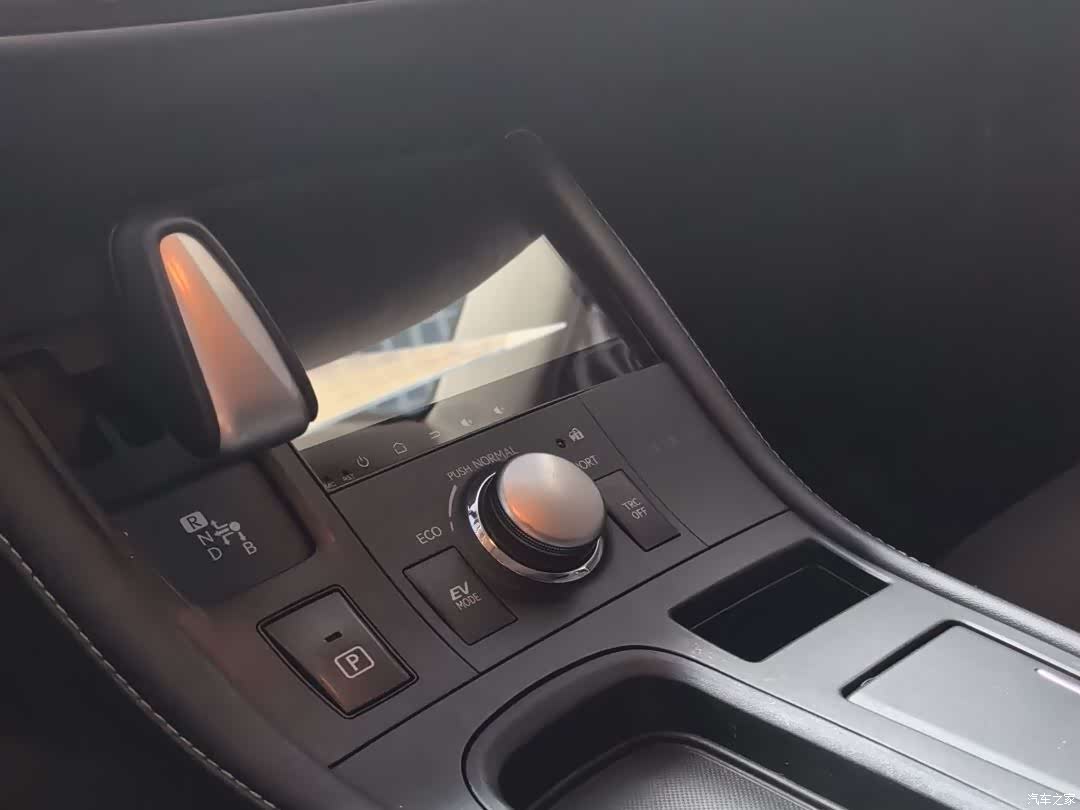 Lexus CT, 2018 16