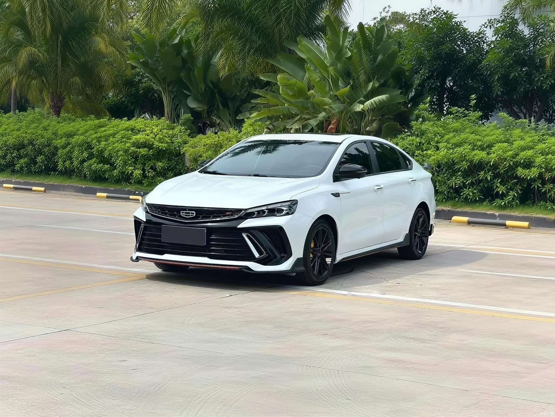 Geely Binray, 2022 1