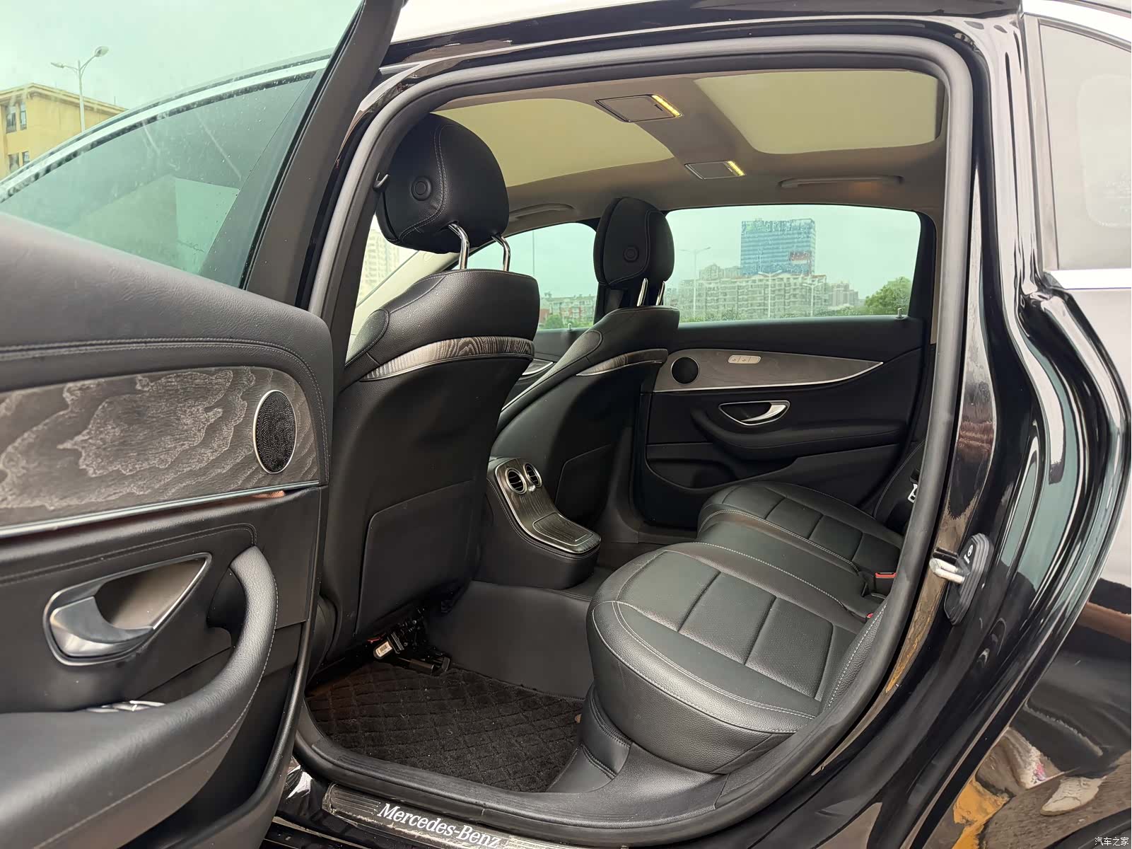 Mercedes-Benz E-Class, 2021 все фото