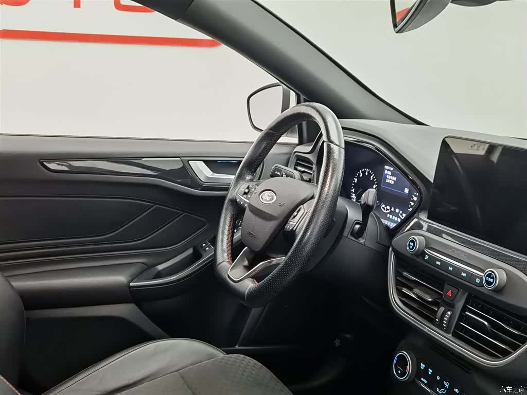 Ford Focus, 2020 22