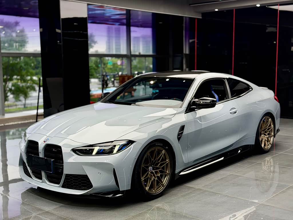 BMW M4
