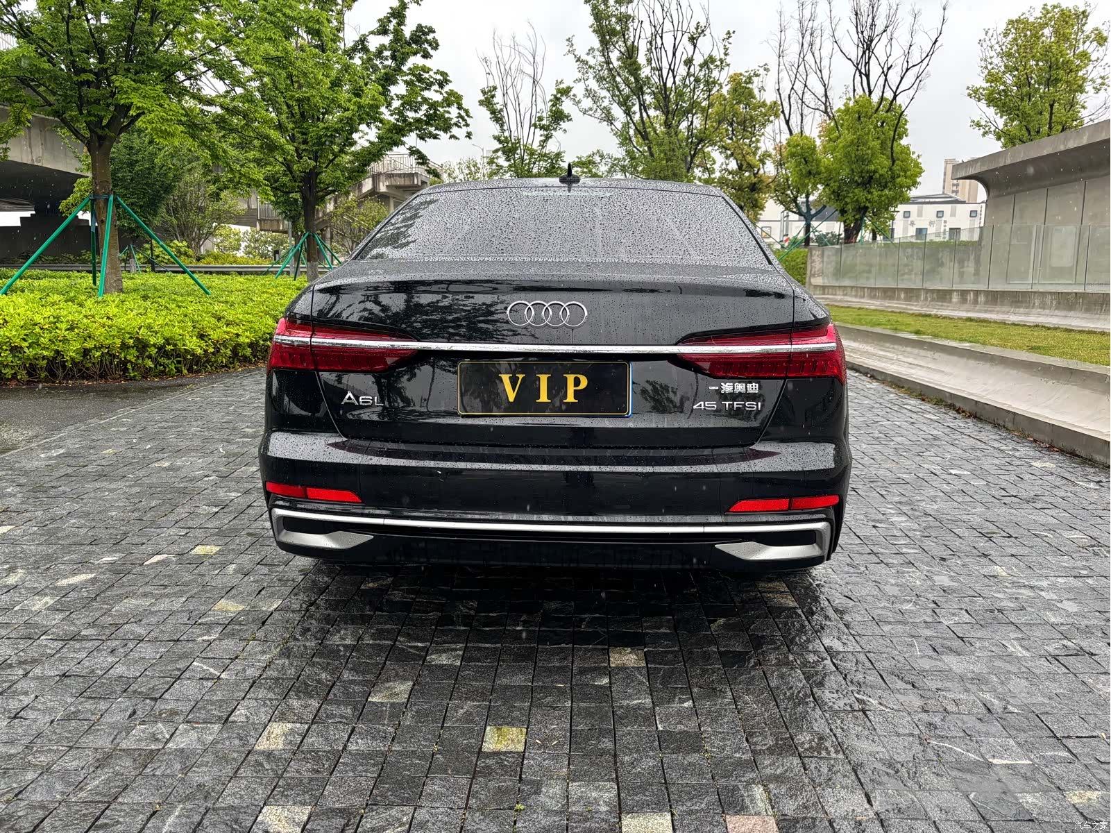 Audi A6L, 2024 4