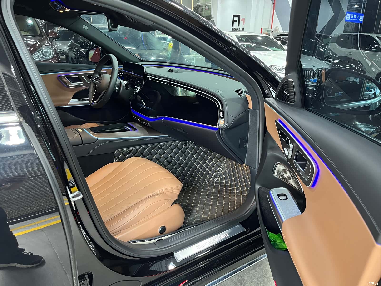 Mercedes-Benz E-Class, 2024 10