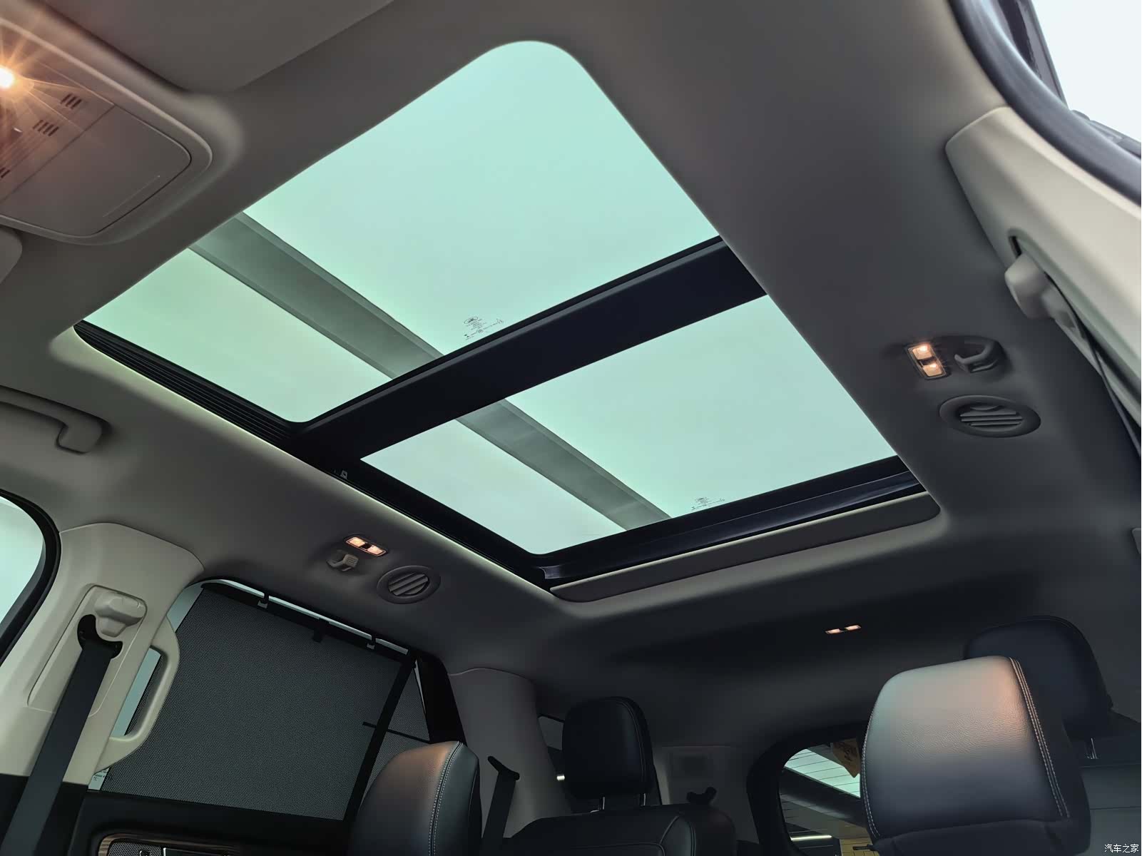 Ford Explorer, 2021 20