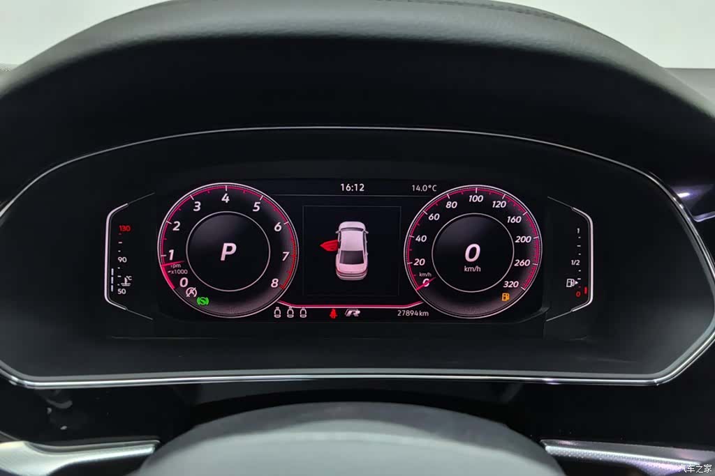 Volkswagen Passat, 2024 14