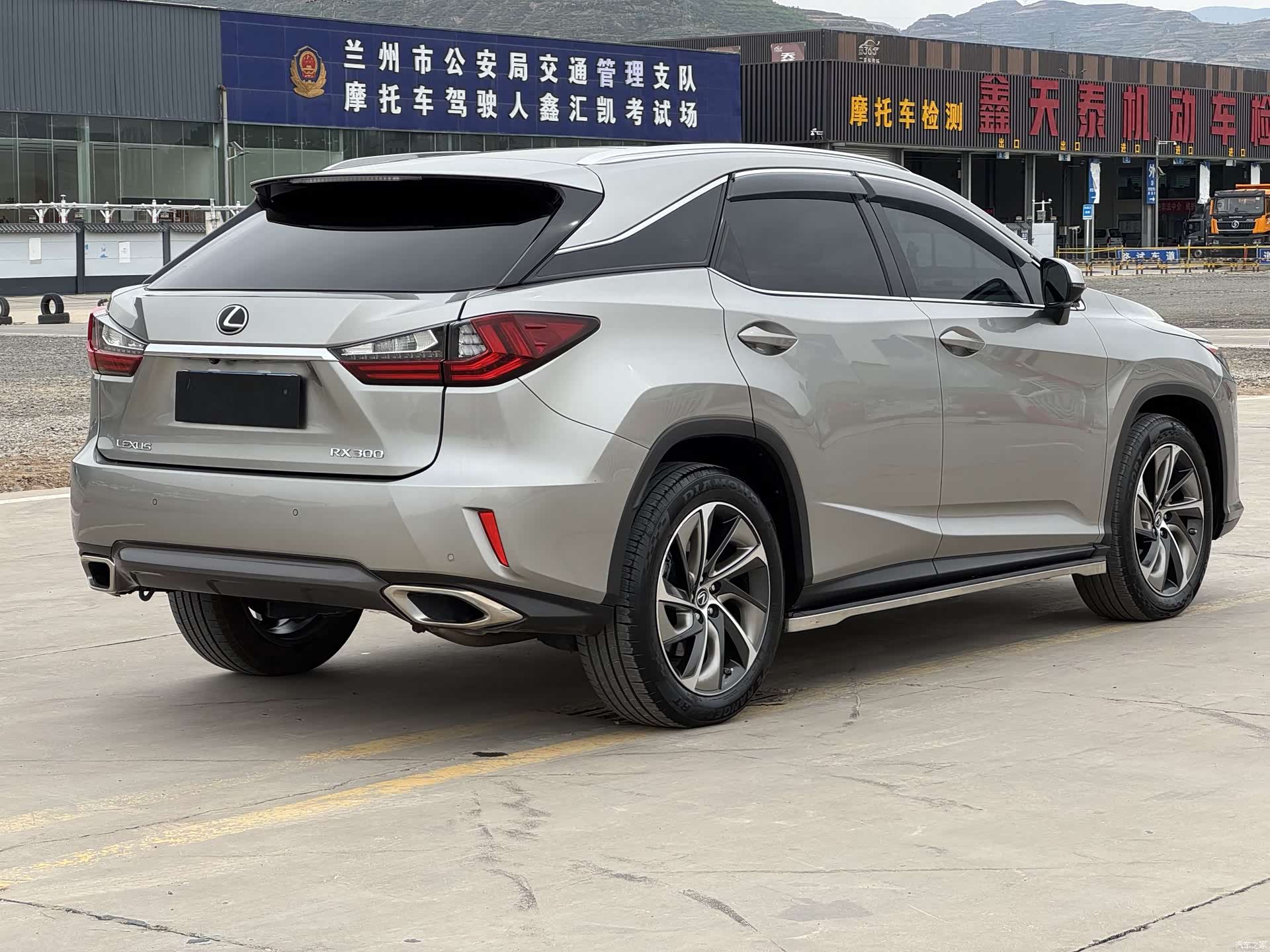 Lexus RX, 2019 9