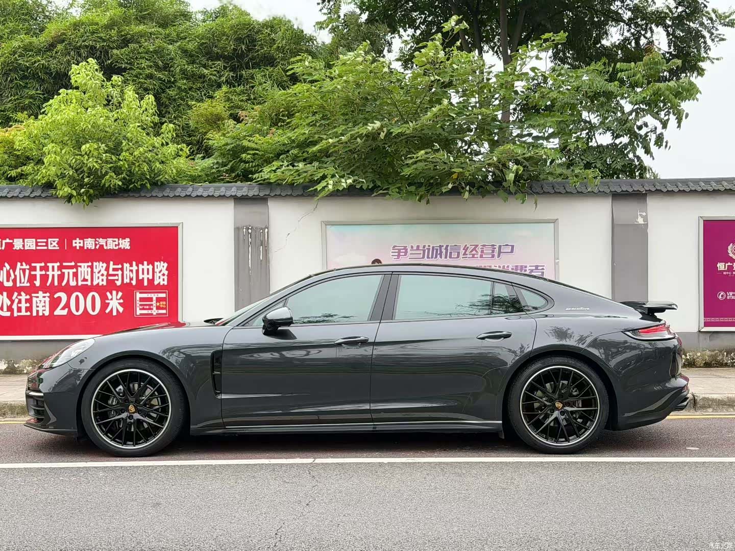 Porsche Panamera, 2022 3