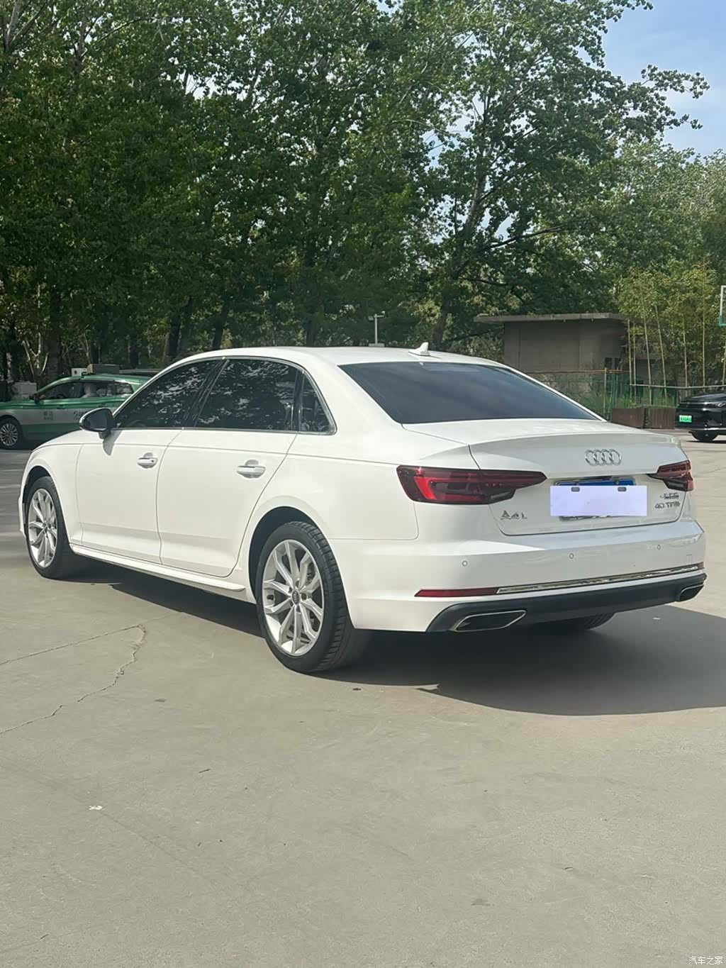 Audi A4L, 2019 9