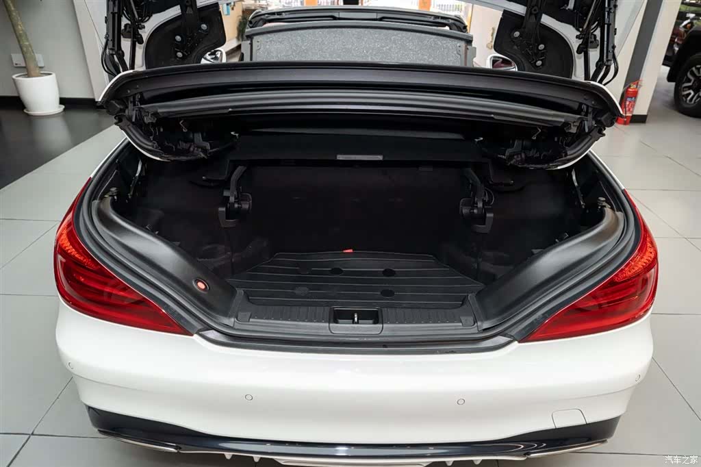 Mercedes-Benz SL, 2018 10