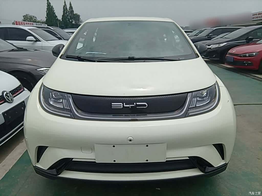 BYD Dolphin, 2023 3
