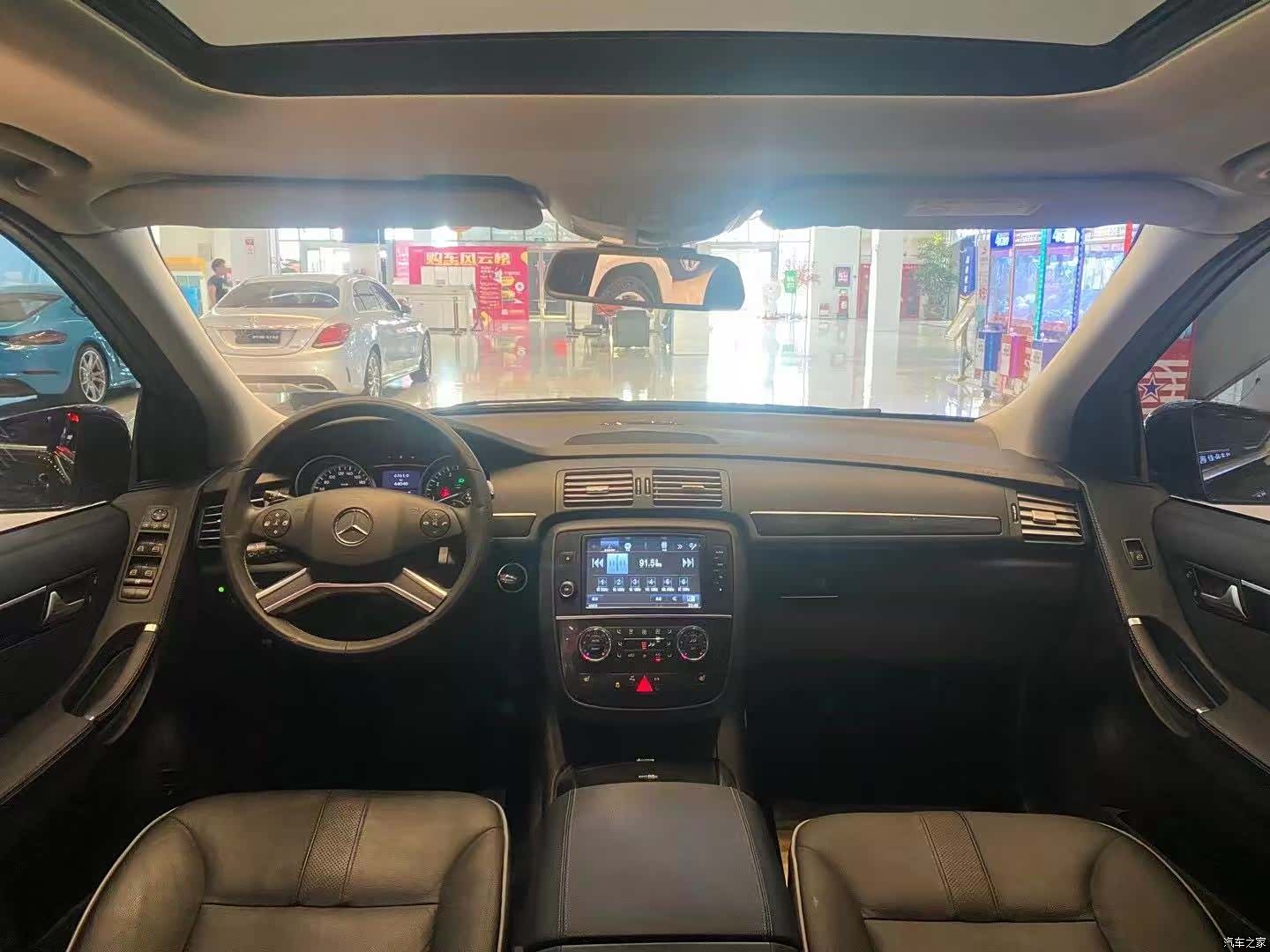 Mercedes-Benz R-Class, 2017 все фото