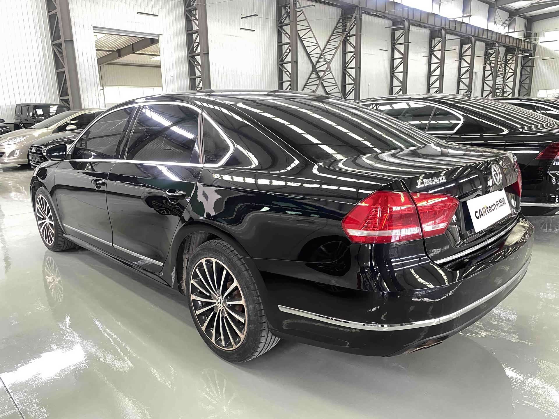 Volkswagen Passat, 2015 все фото