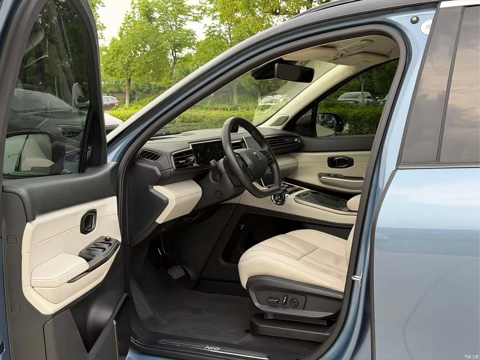 NIO ES8, 2020 4