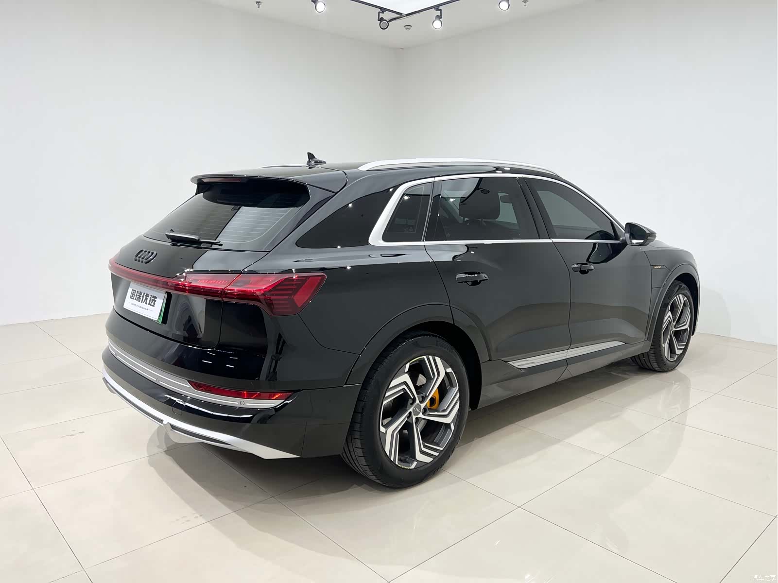 Audi e-tron, 2022 6
