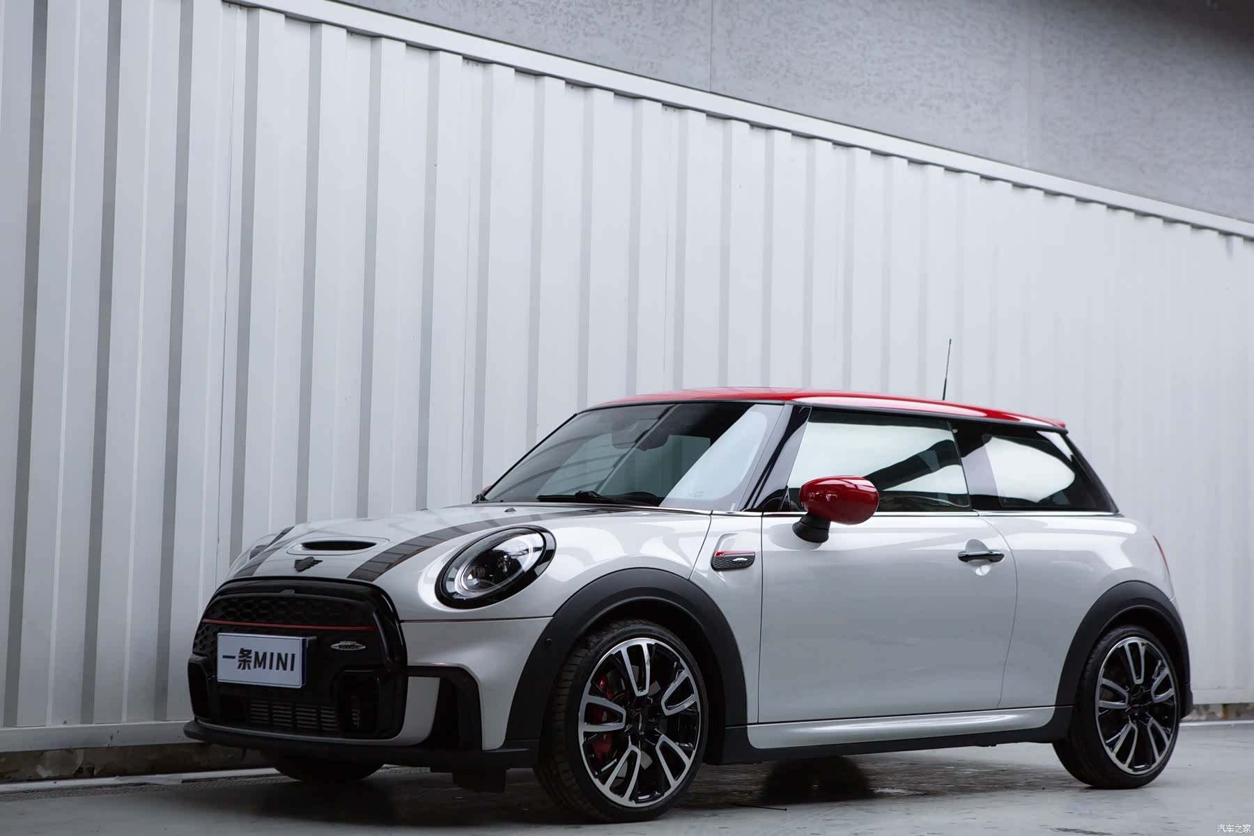 Mini Cooper, 2022 1