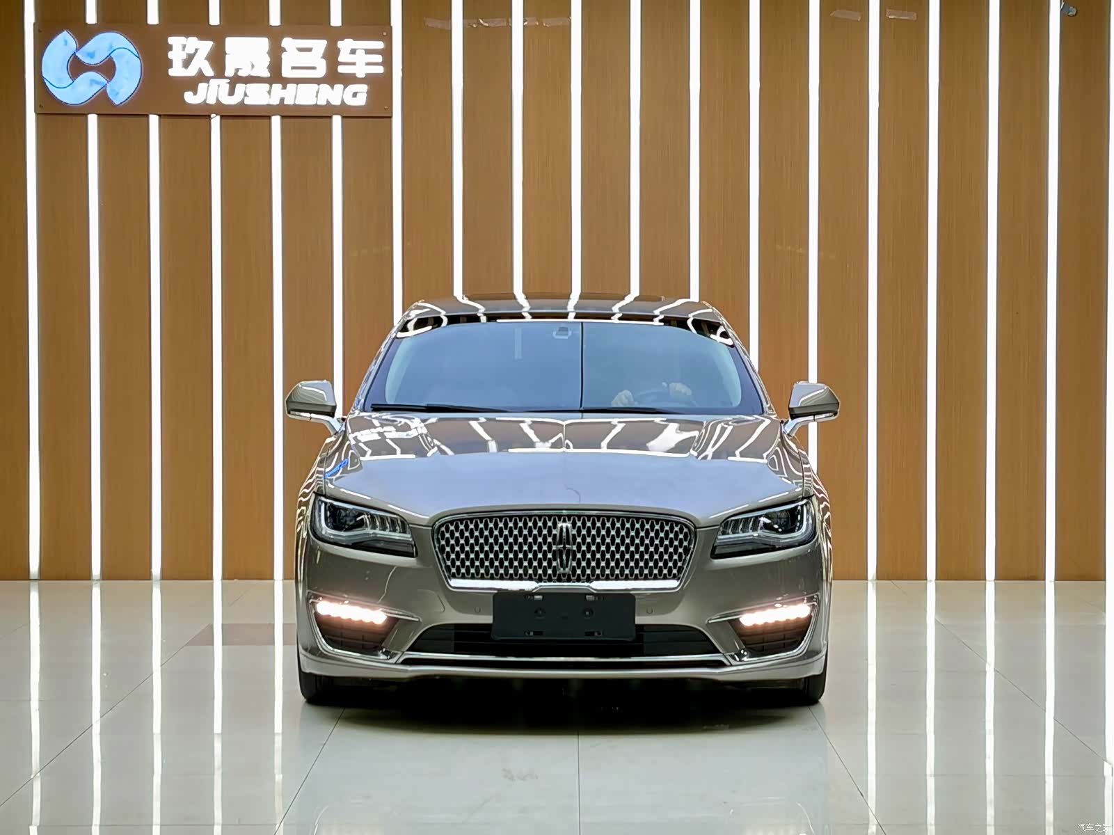Lincoln MKZ, 2020 2