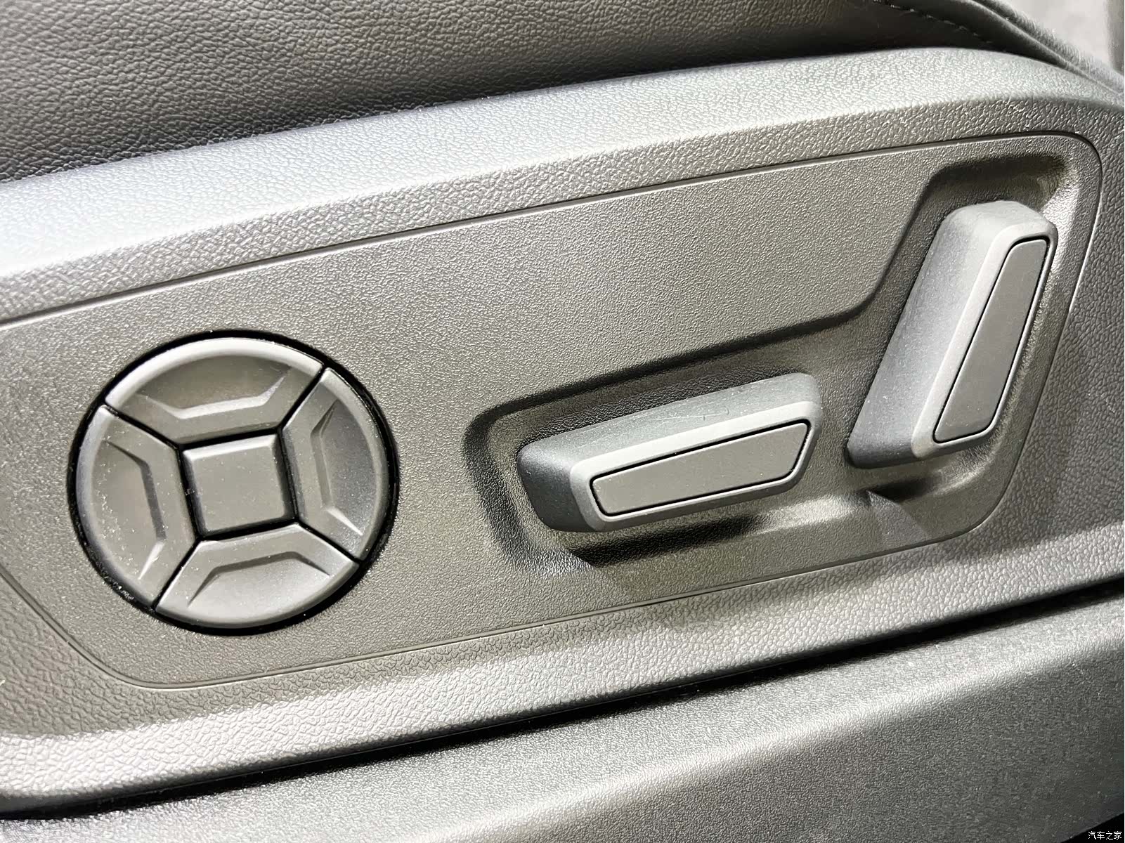 Audi e-tron, 2022 20