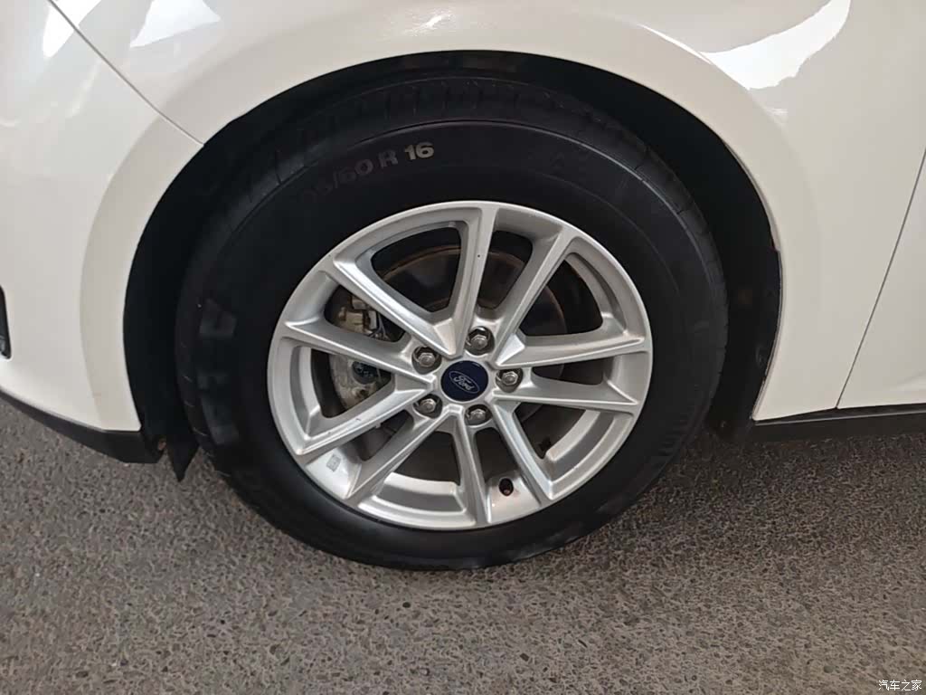 Ford Focus, 2016 23