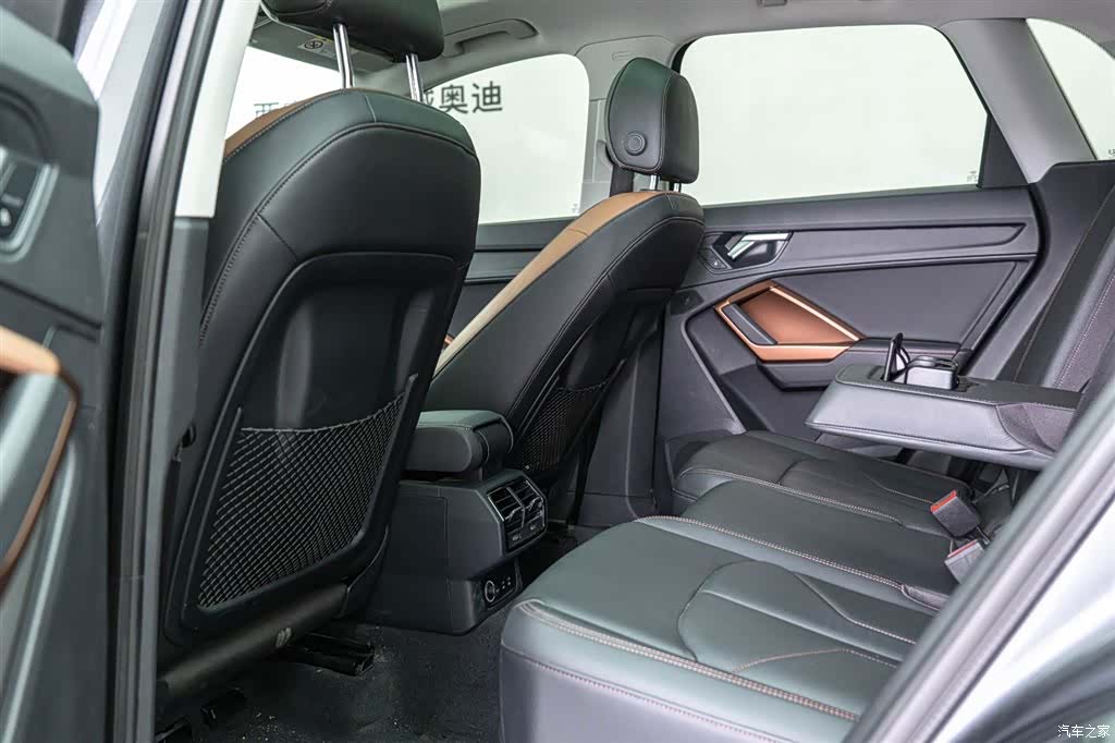 Audi Q3, 2020 7