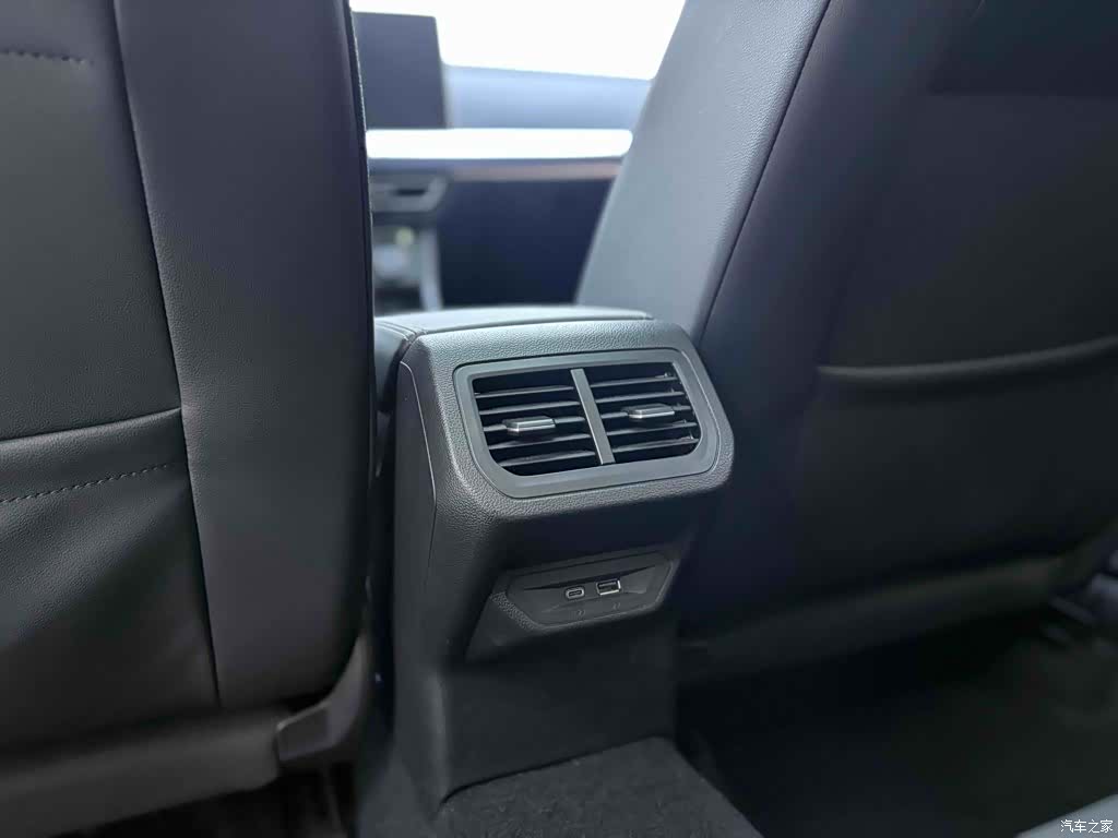 Volkswagen Lavida, 2025 27