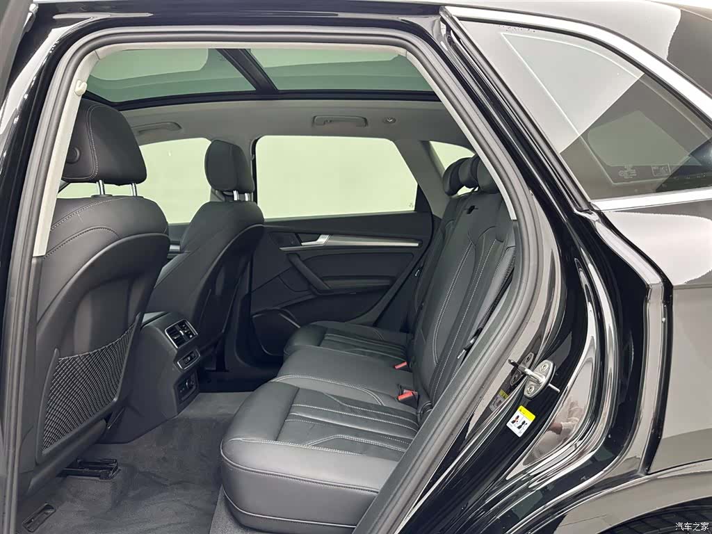 Audi Q5L, 2022 20