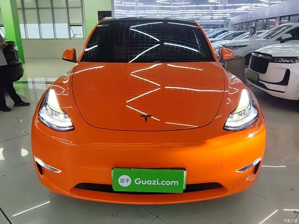 Tesla Model Y, 2021 3