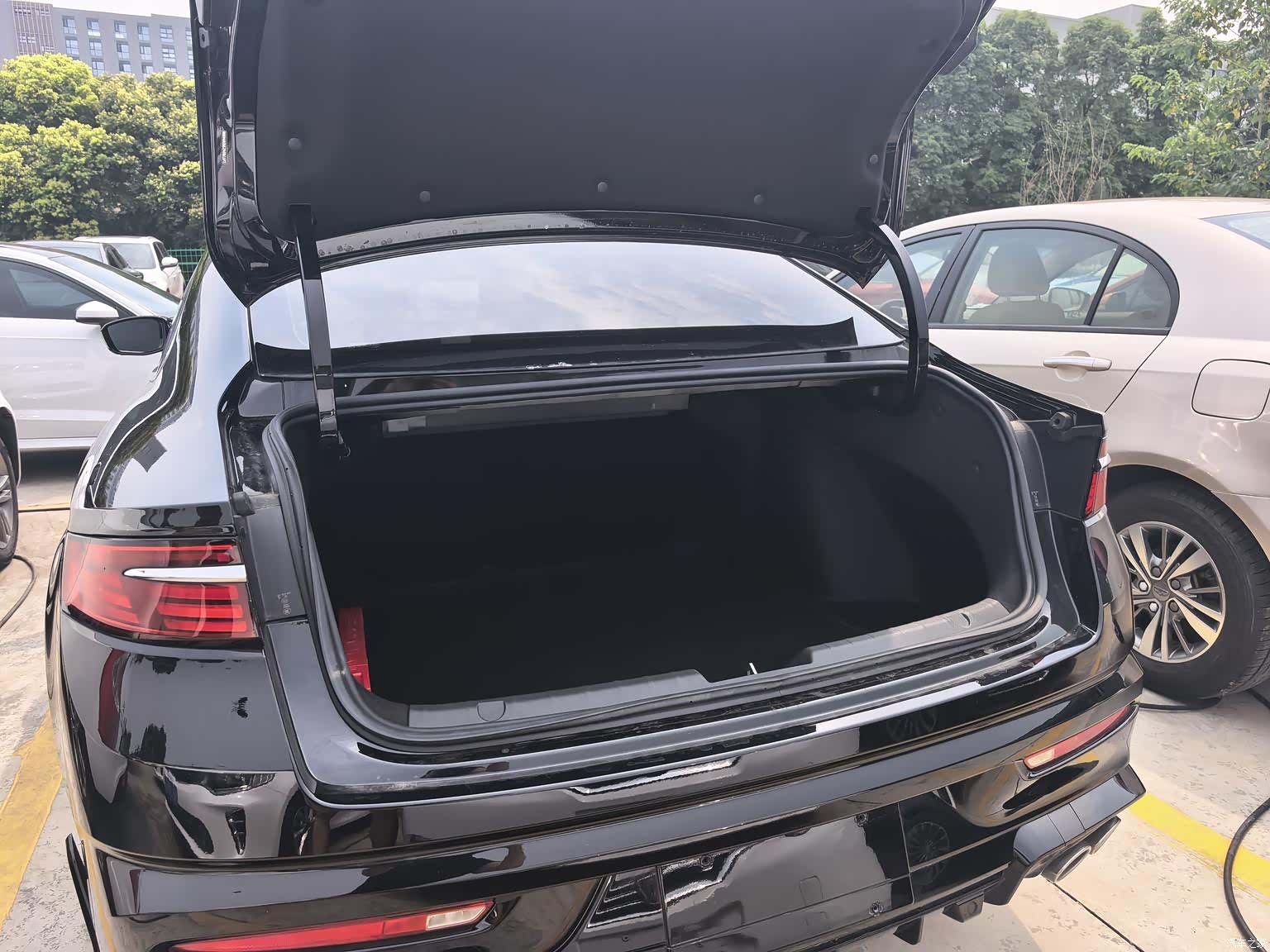 Geely Preface, 2024 7