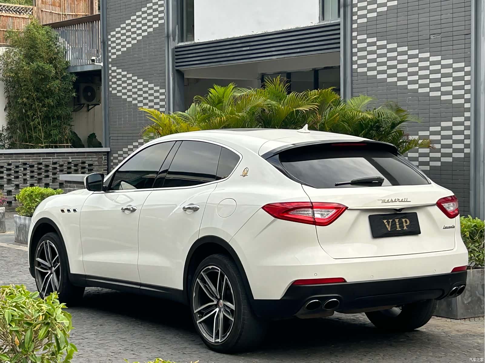 Maserati Levante, 2019 7