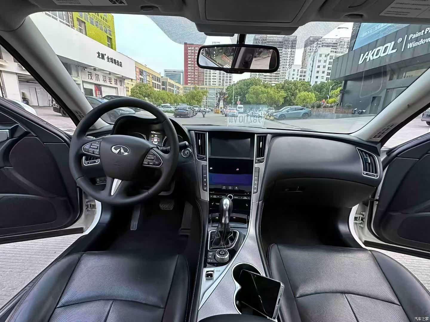 Infiniti Q50, 2014 7