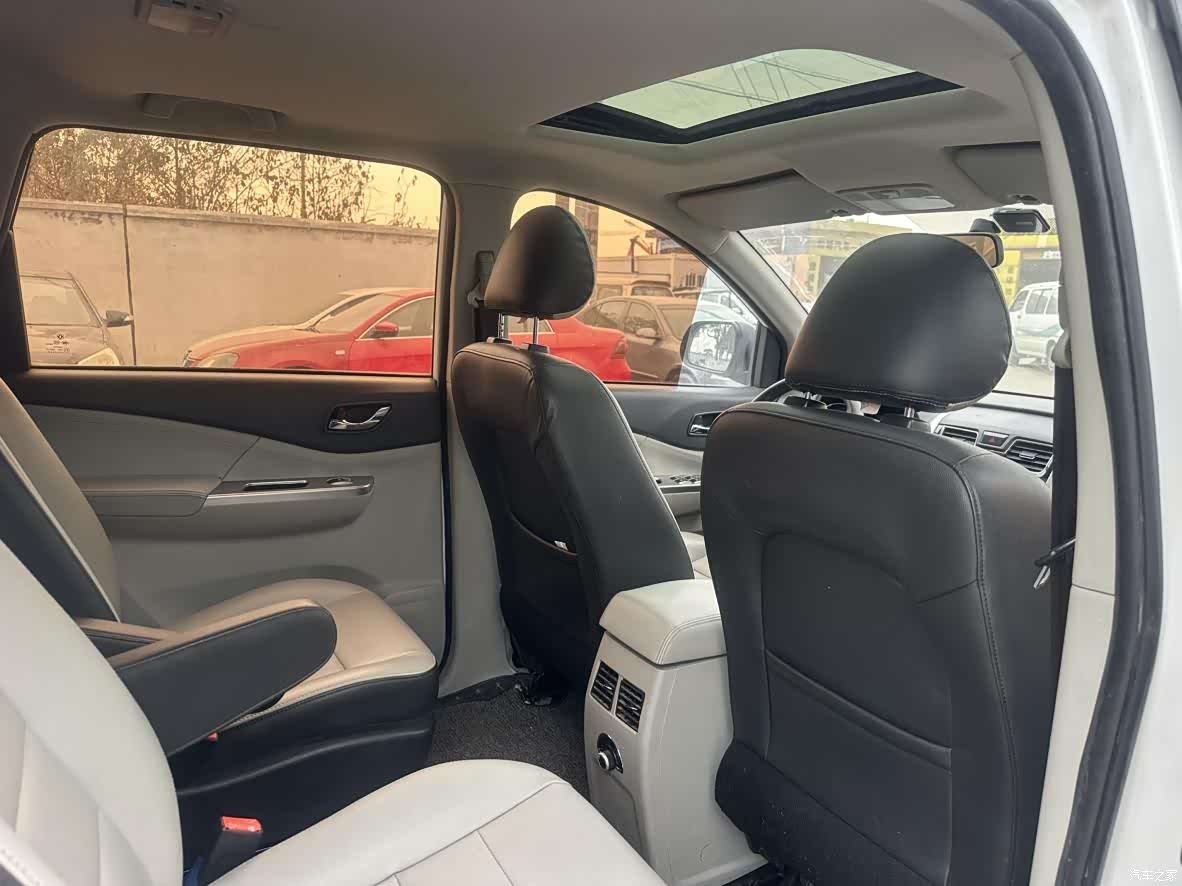 DongFeng S500, 2016 12