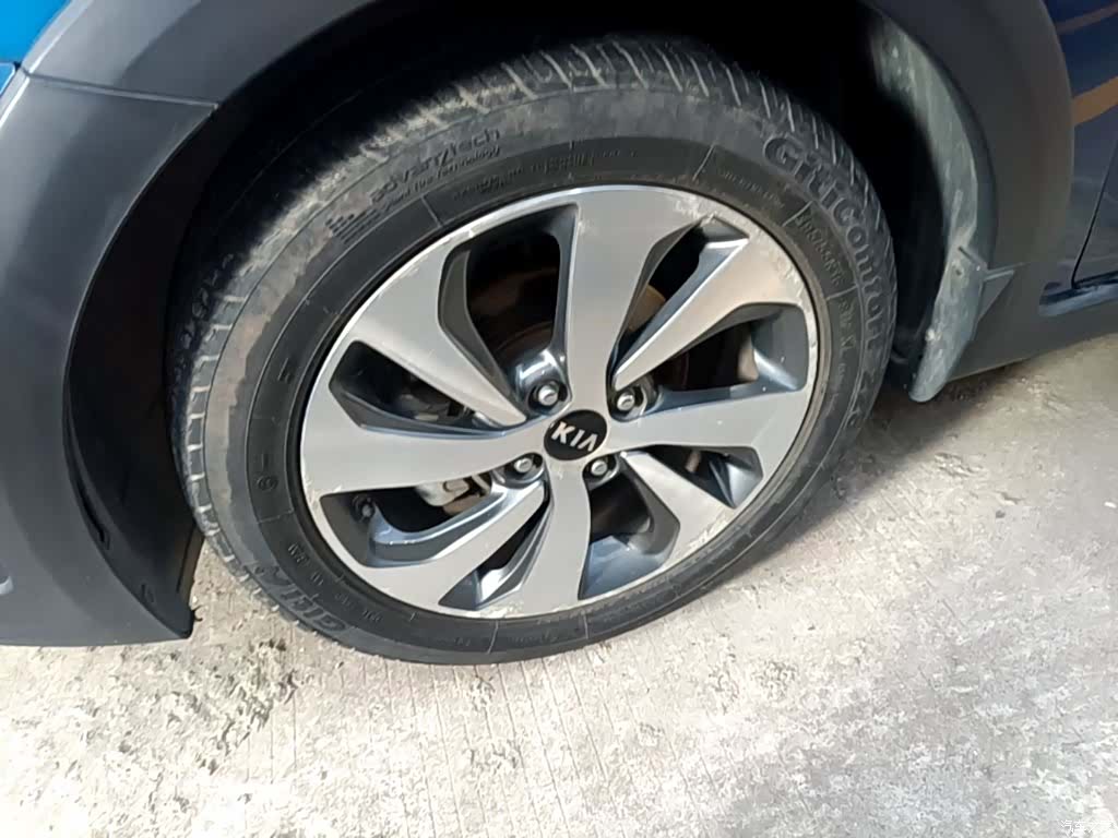 Kia KX, 2018 23