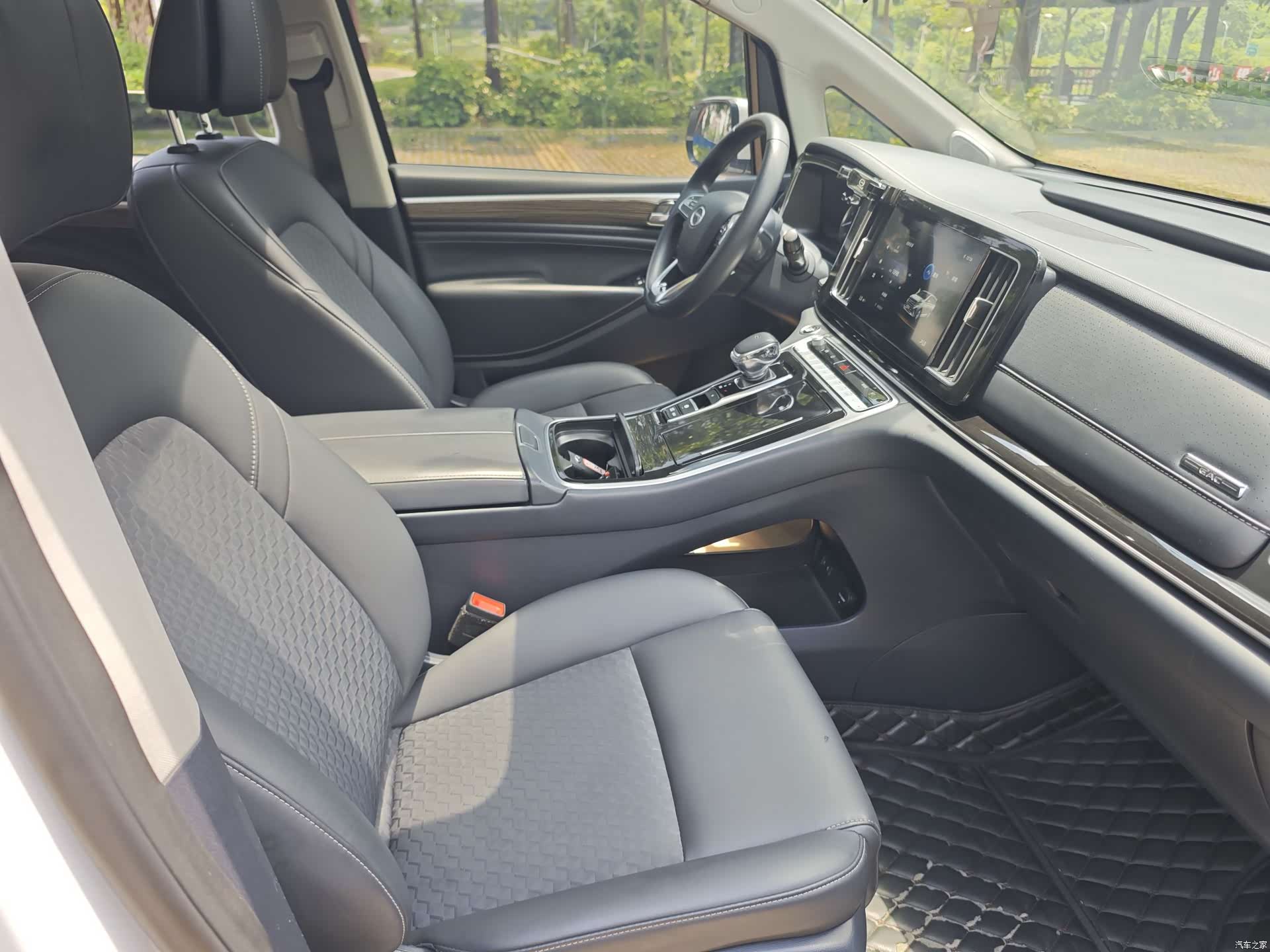 Trumpchi M8, 2022 14