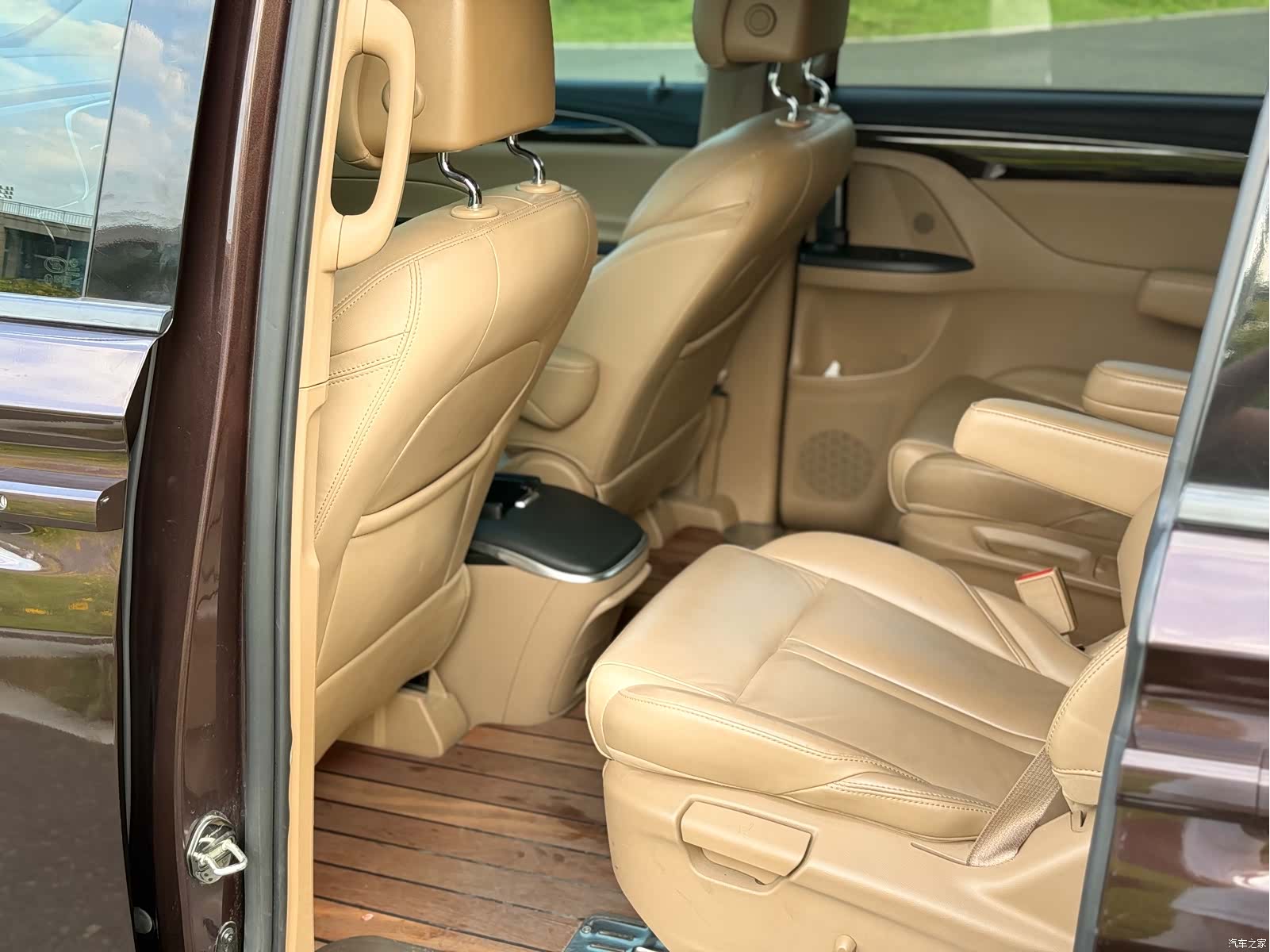 Buick GL8, 2019 11