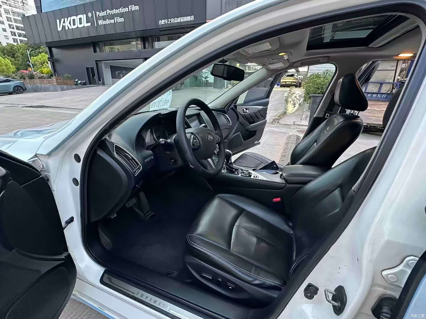 Infiniti Q50, 2014 9