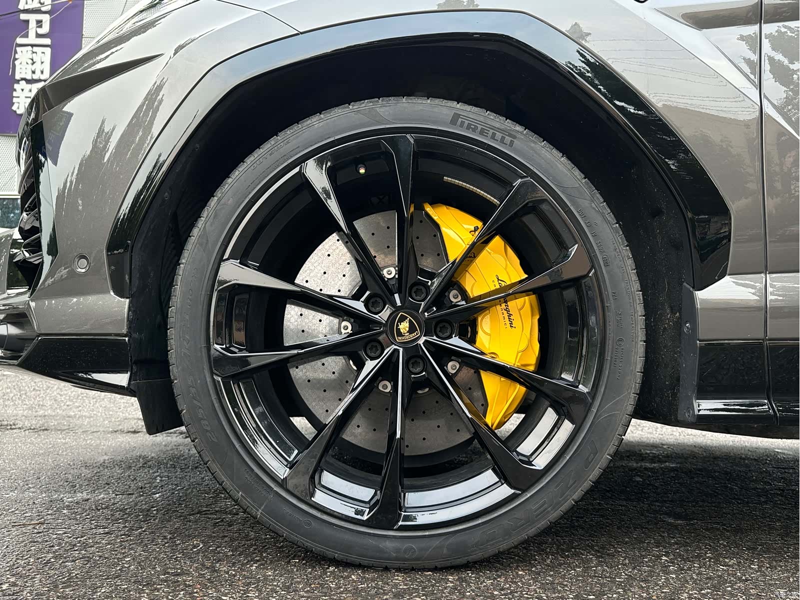 Lamborghini Urus, 2022 8