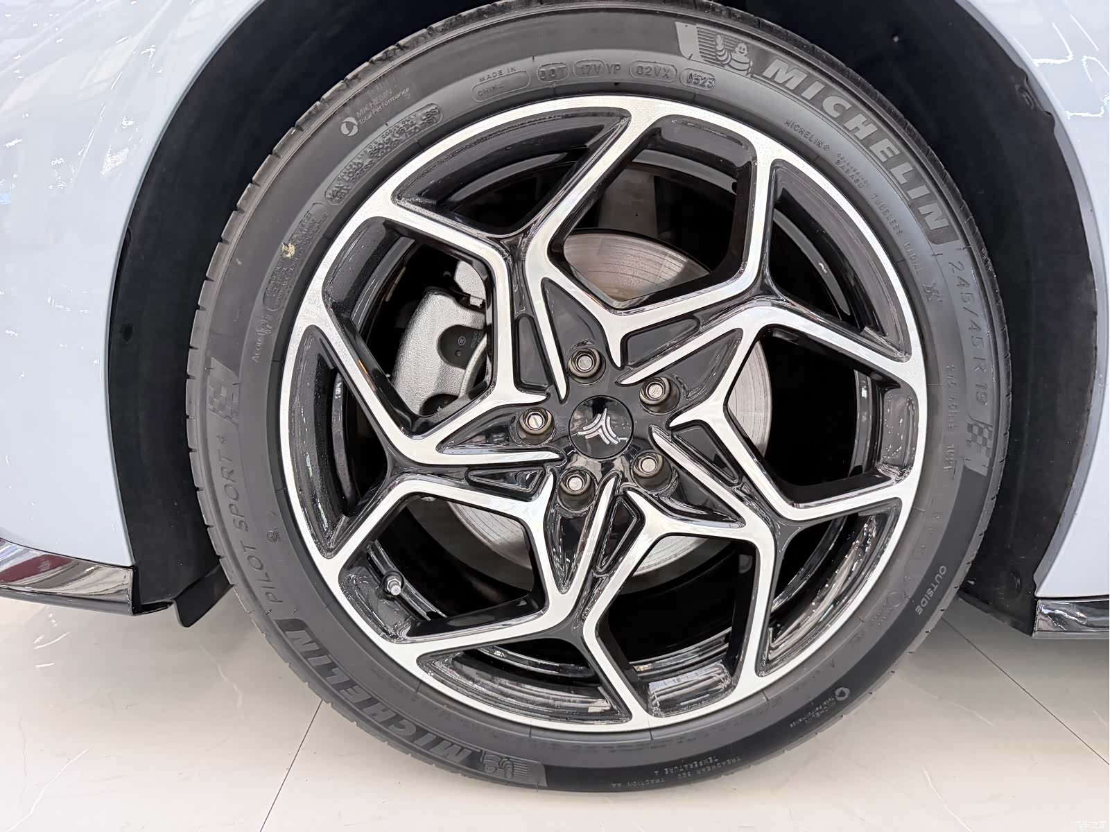 Neta GT, 2024 9