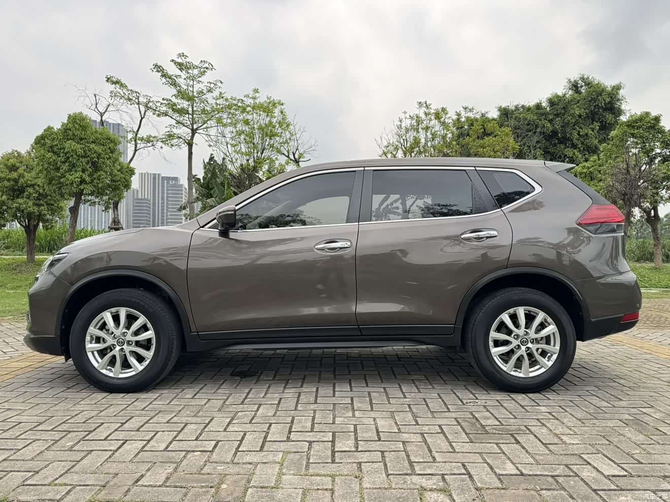 Nissan X-Trail, 2020 7