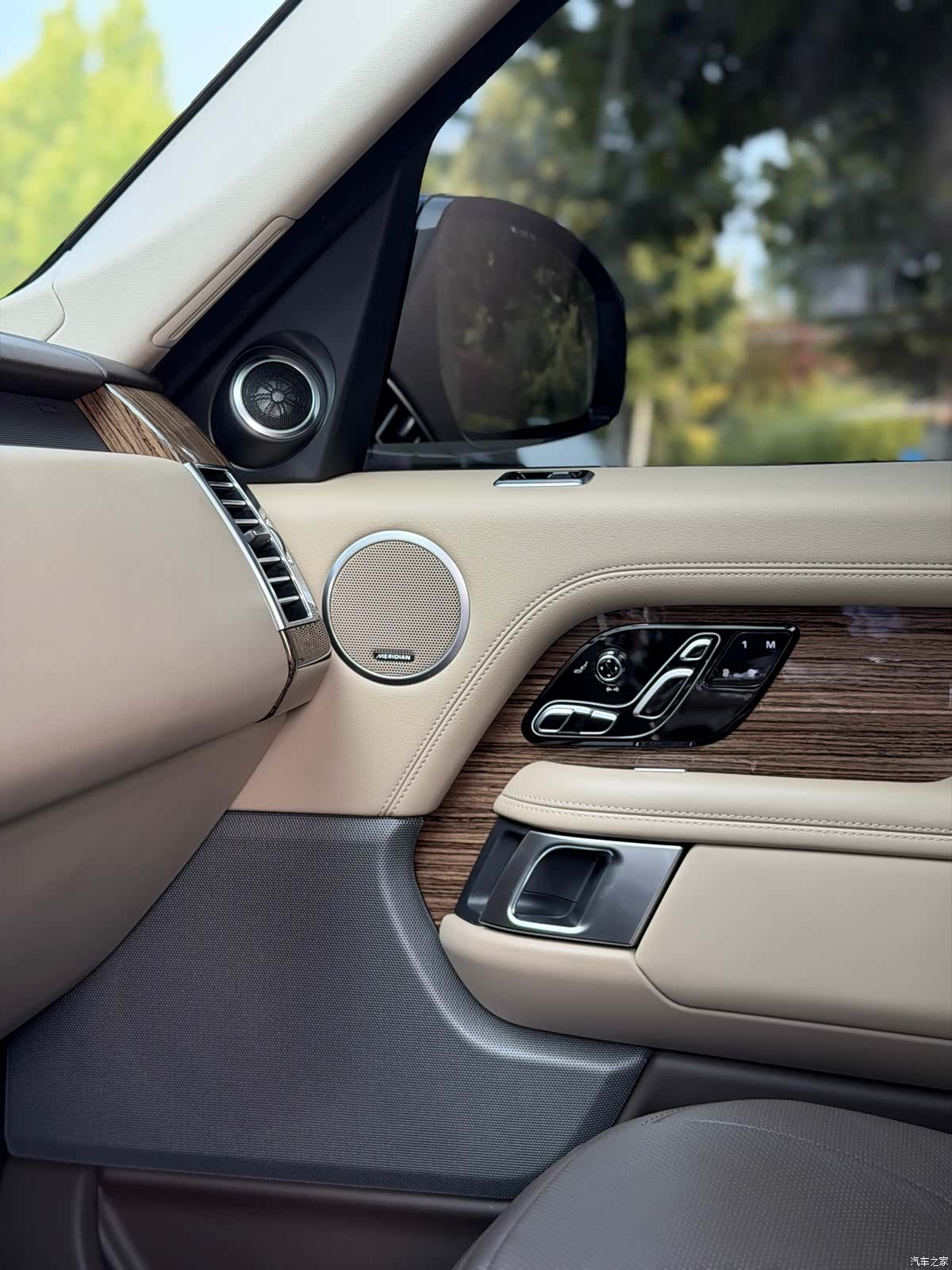 Land Rover Range Rover, 2019 11