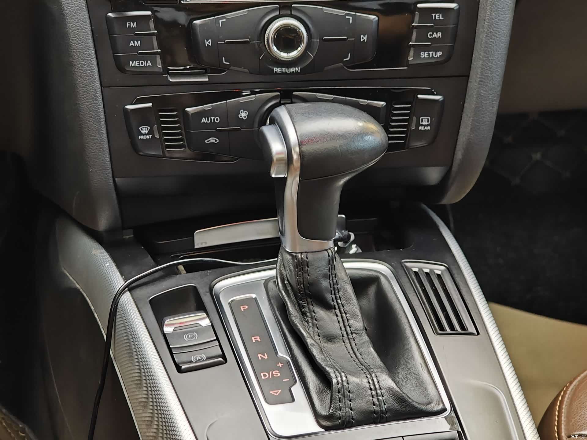 Audi A4L, 2014 18