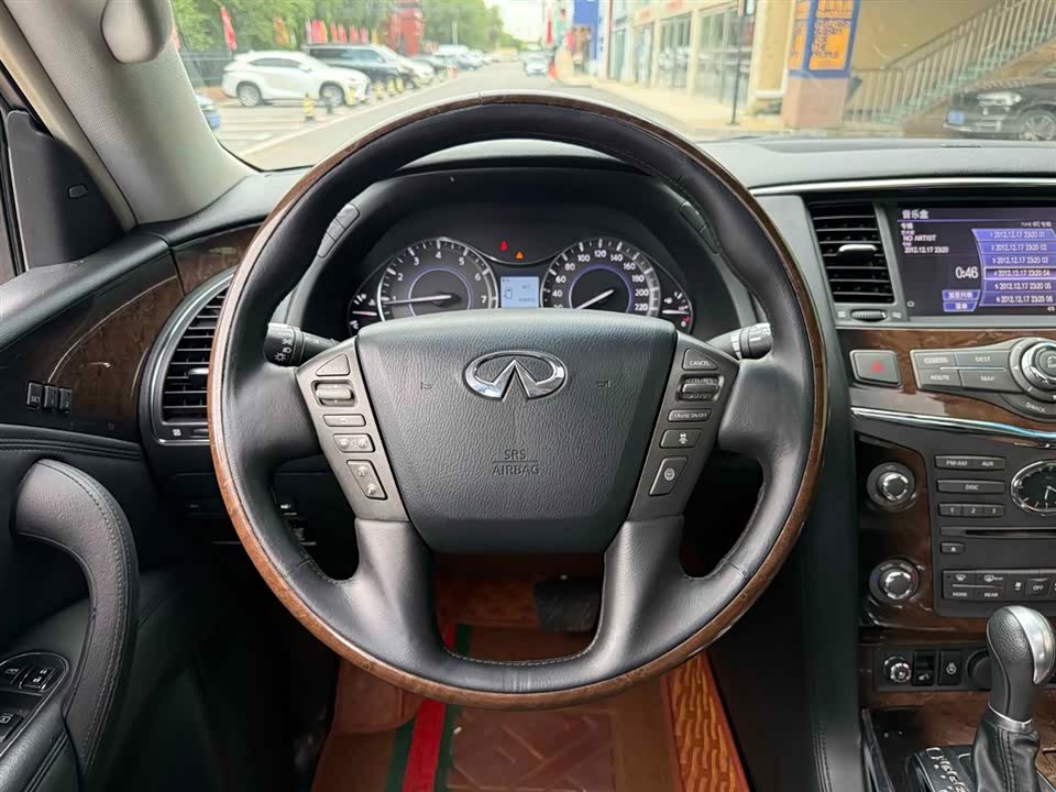 Infiniti QX Infiniti QX