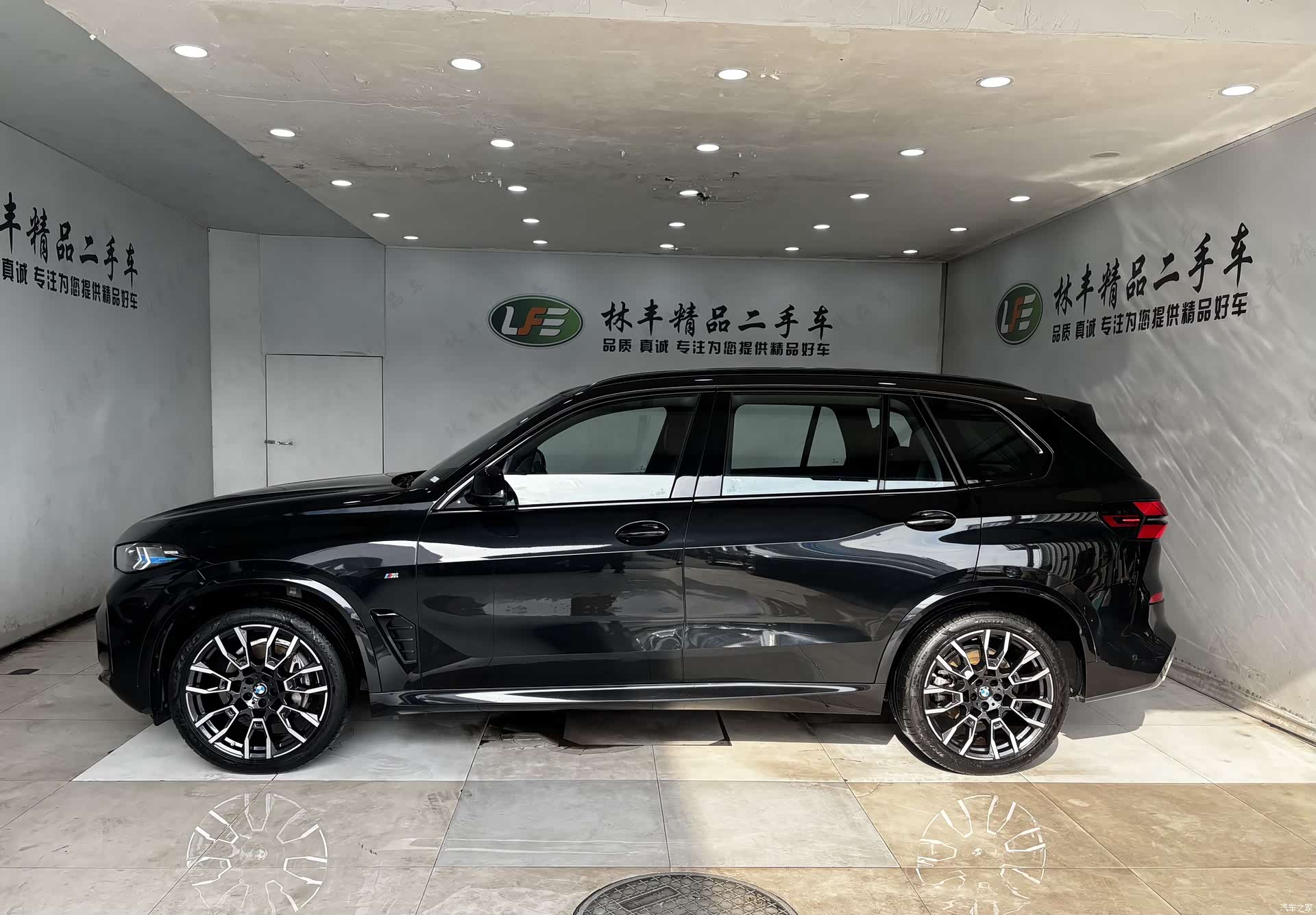 BMW X5, 2025 все фото