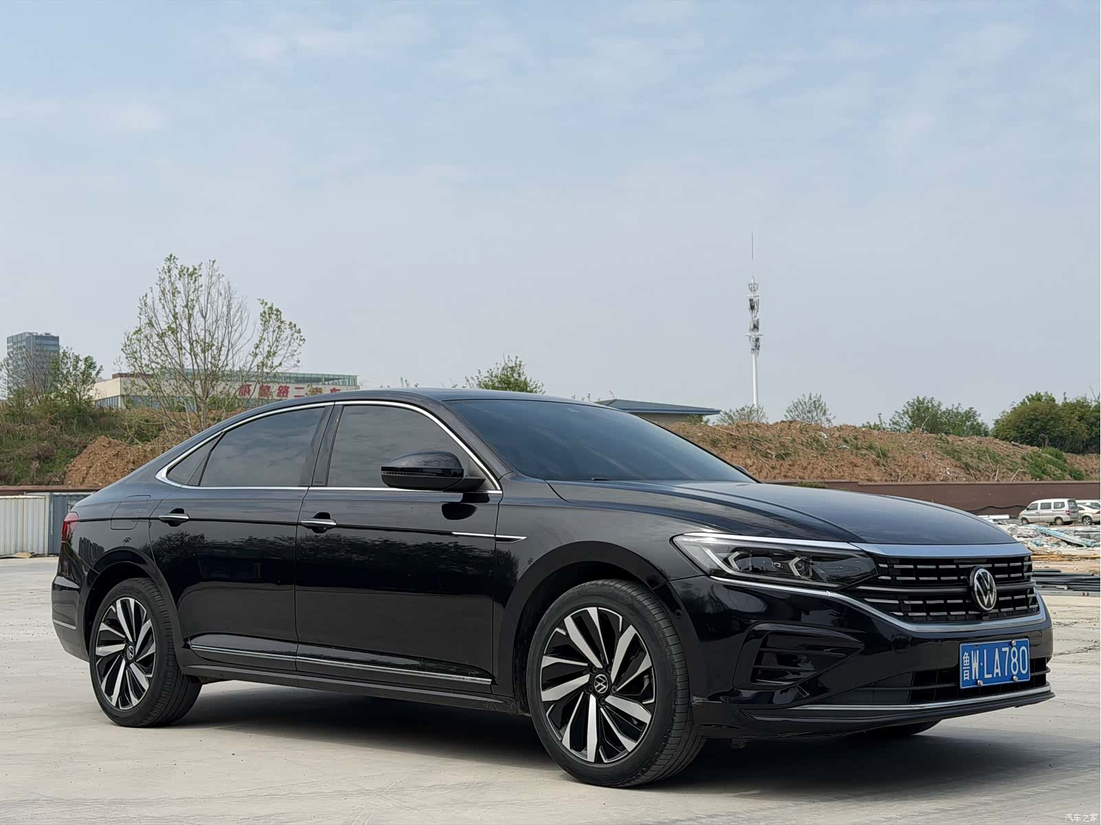 Volkswagen Passat, 2022 3