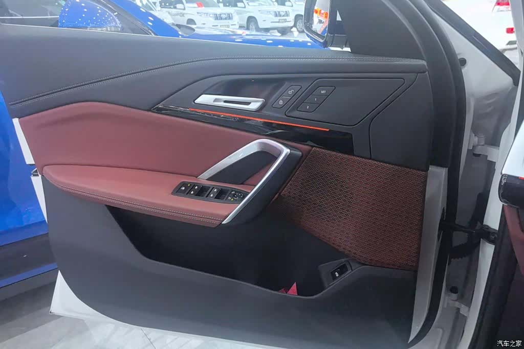 BMW X2, 2026 7