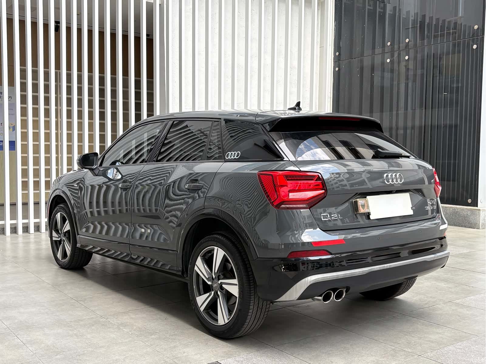 Audi Q2L, 2019 15