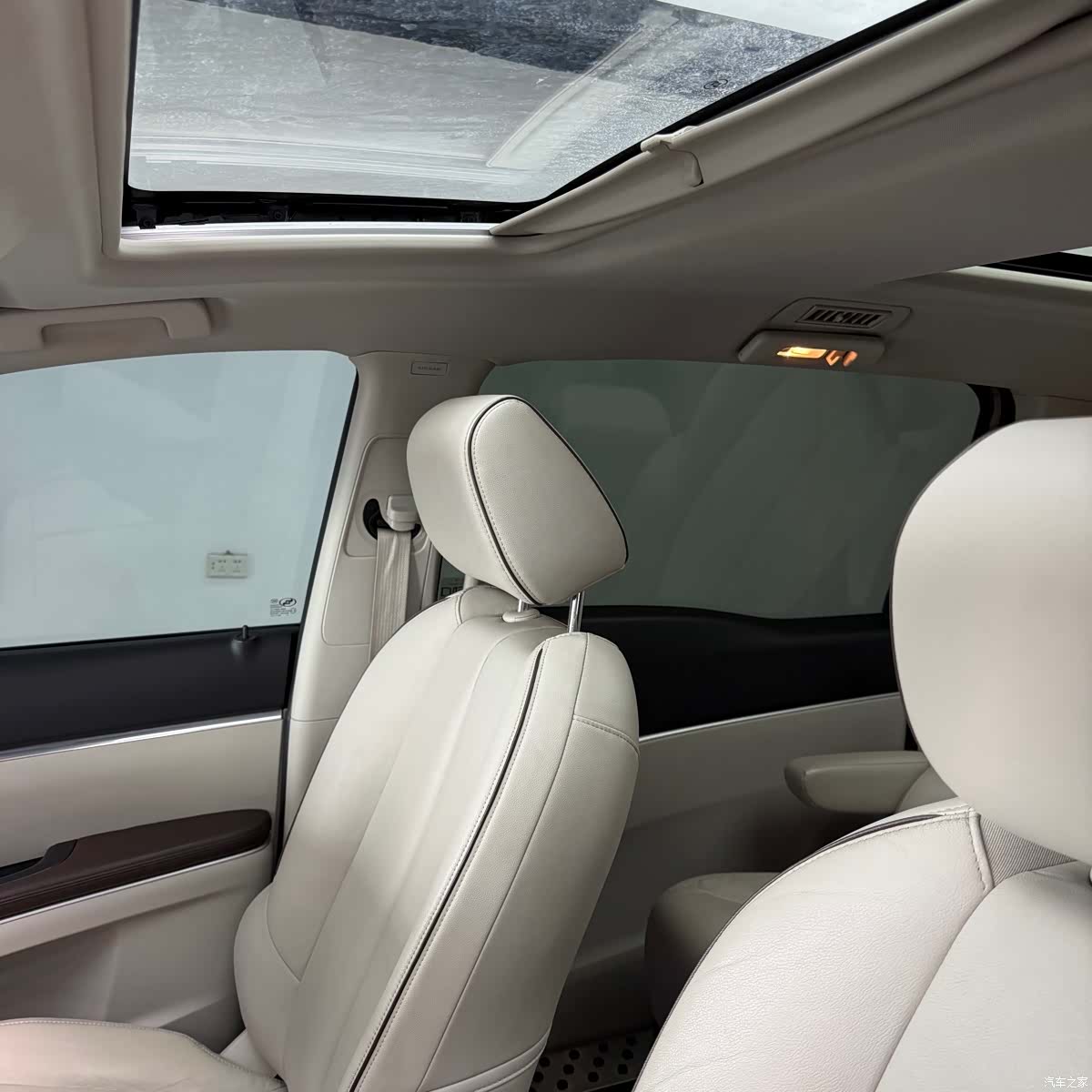 Buick GL8, 2021 17