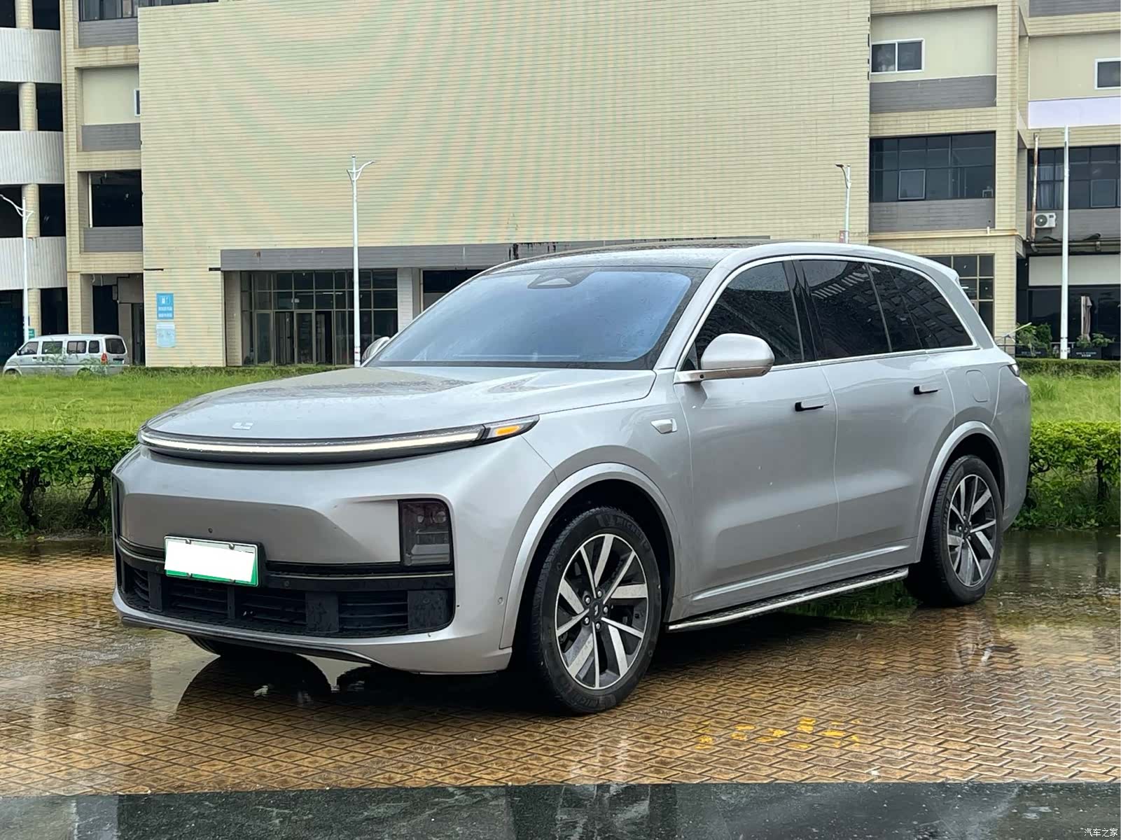 Li Auto L8, 2023 1