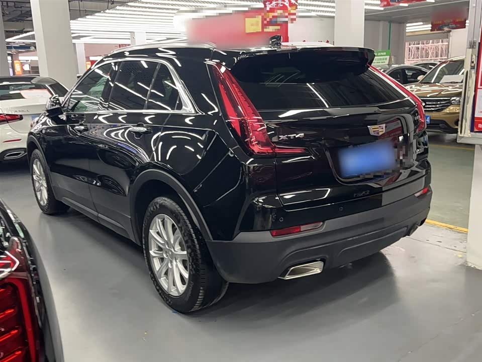 Cadillac XT4