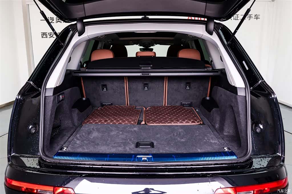 Audi Q7, 2021 23