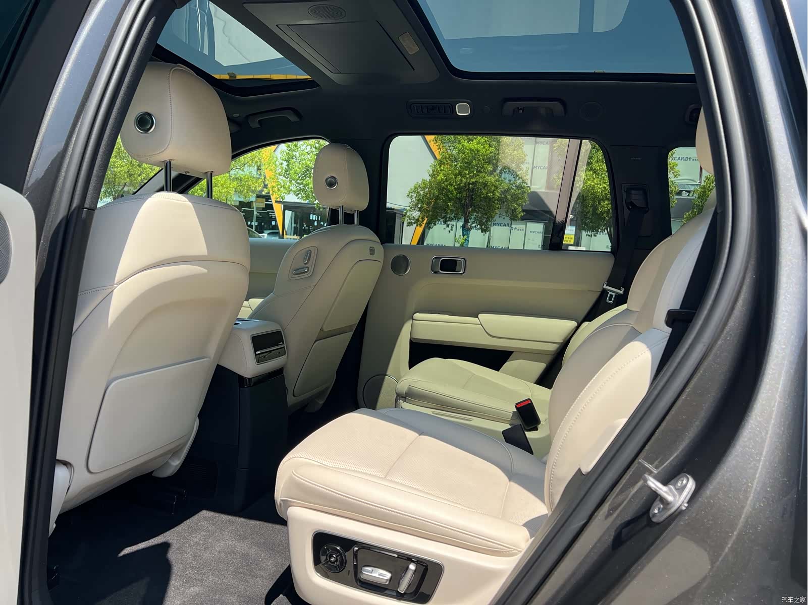 Li Auto L9, 2022 7