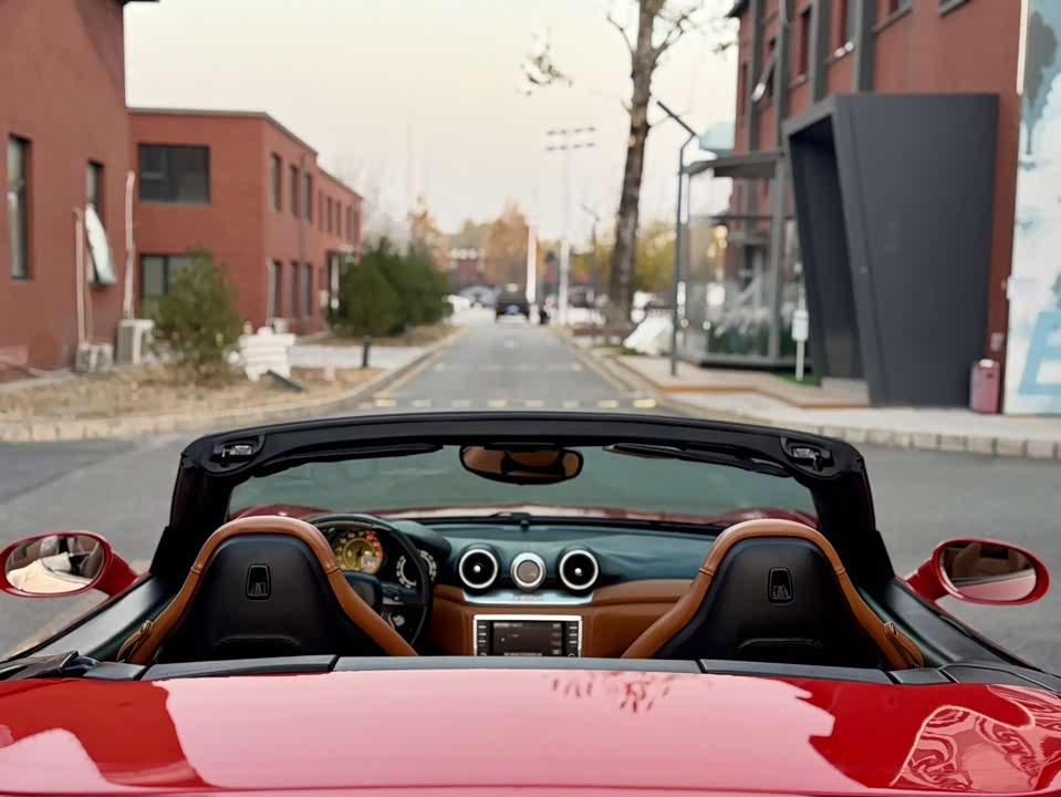 Ferrari California T